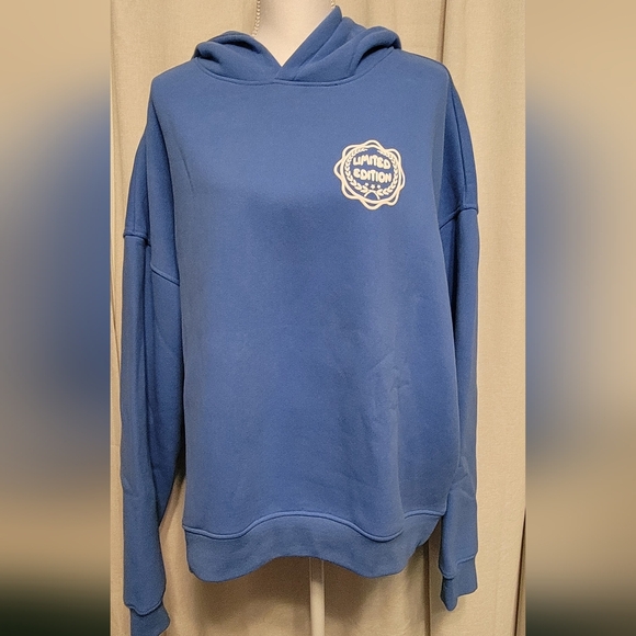 NEW! Limited Addition Sweatpant Set - Picture 2 of 10